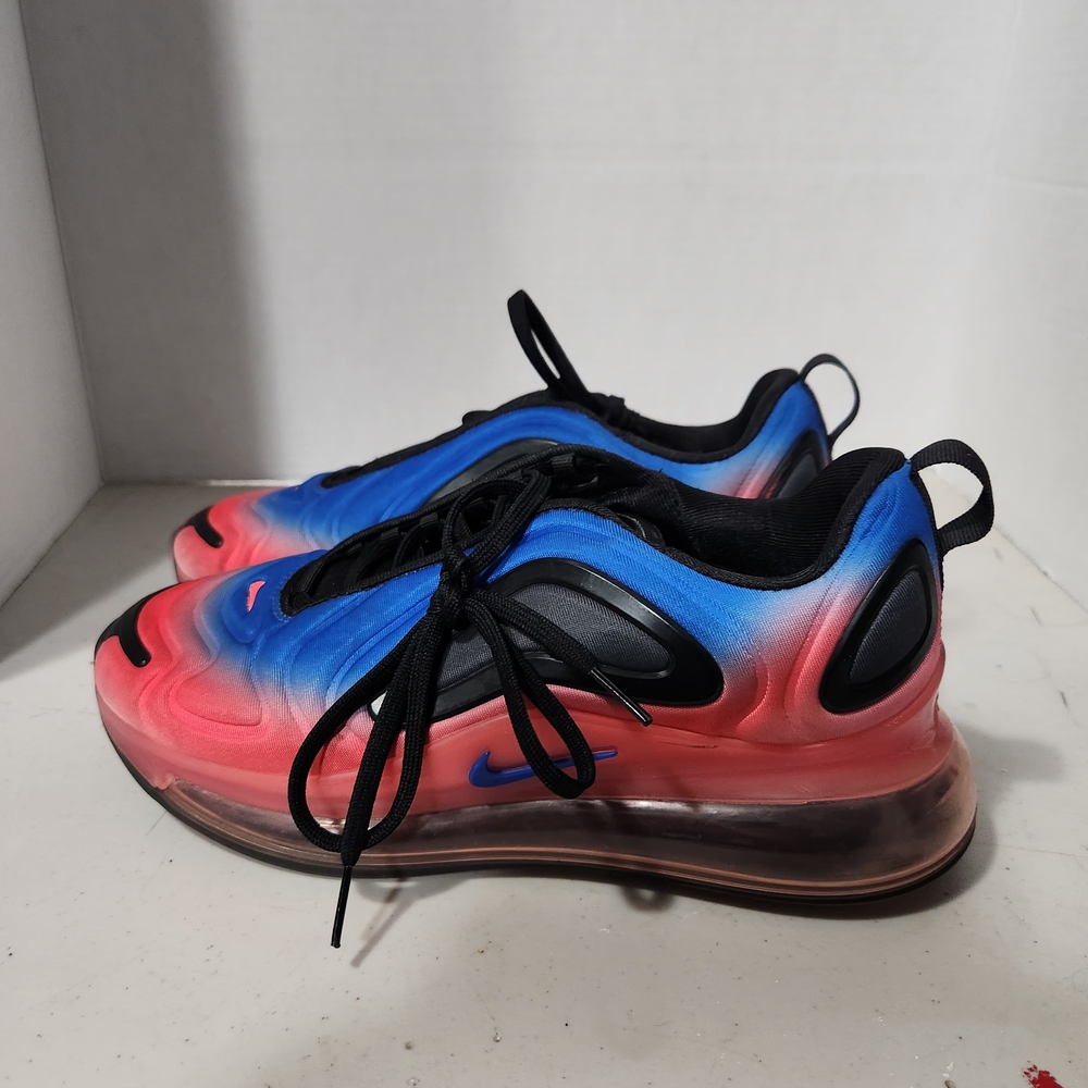 Nike AIR MAX 720 GS